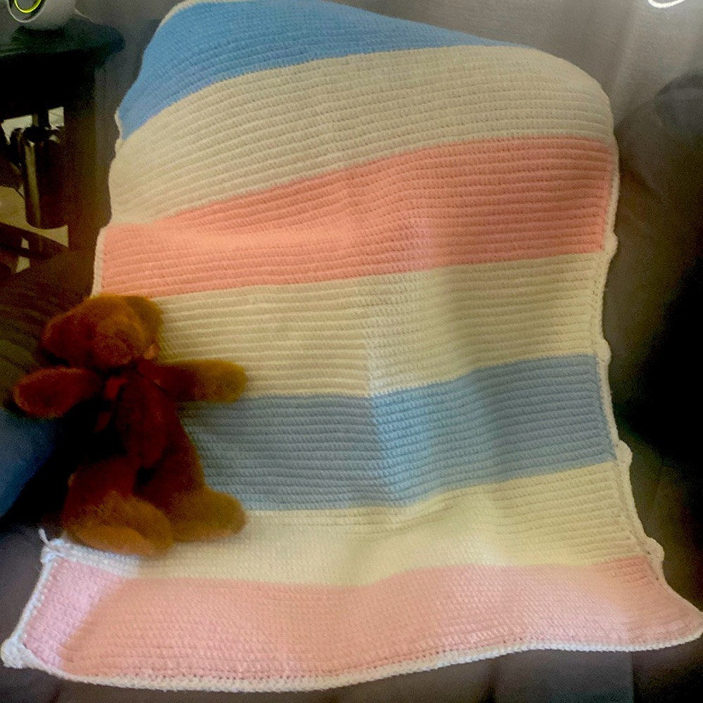 HAND CROCHET BABY BLANKET with FREE TEDDY BEAR